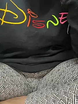 Red-Magic-25 online show from 11-16-25, 05:57