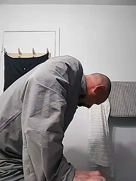 jayjay198080 online show from 02-09-25, 01:25