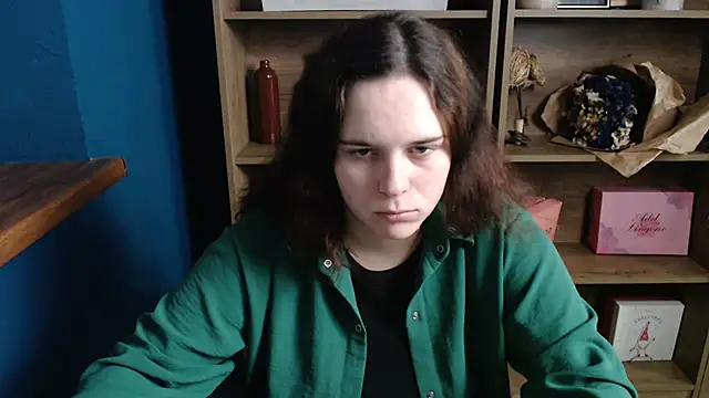 mini girly online show from 10-16-25, 08:04