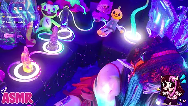 Snapshot of LaytonBox chatting on 02-21-26, 02:07 LaytonBox online show from 02-21-26, 02:07