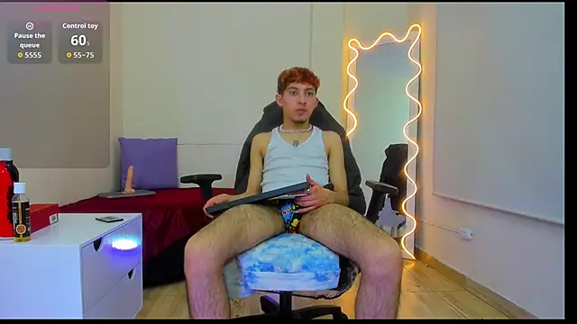 Axel tay online show from 10-10-25, 03:49