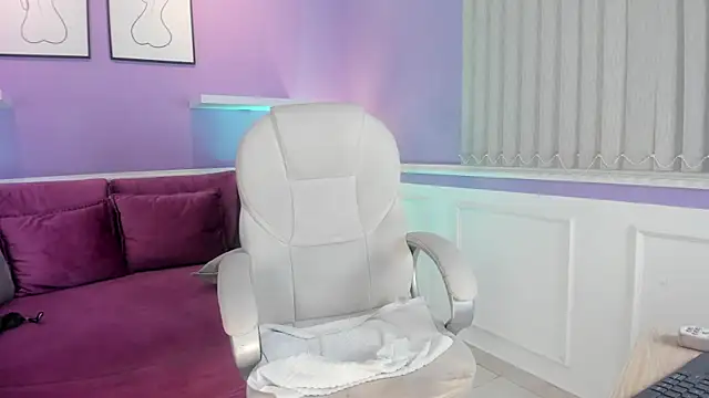 Emma Walkerr  online show from 01-27-25, 10:16