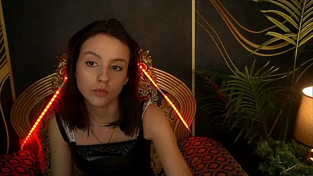 Snapshot of AnnaElys chatting on 02-05-25, 04:14 AnnaElys online show from 02-05-25, 04:14