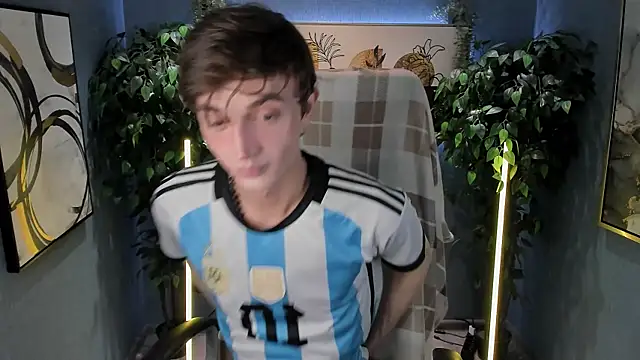 Snapshot of John_Weasley chatting on 09-14-25, 09:25 John Weasley online show from 09-14-25, 09:25