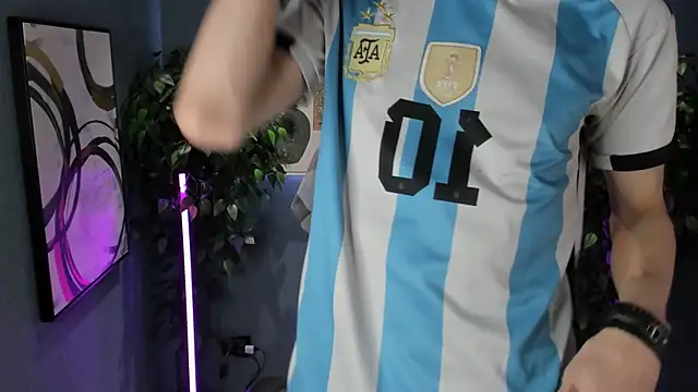 Snapshot of John_Weasley chatting on 09-23-25, 08:06 John Weasley online show from 09-23-25, 08:06