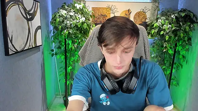 Snapshot of John_Weasley chatting on 10-17-25, 06:16 John Weasley online show from 10-17-25, 06:16