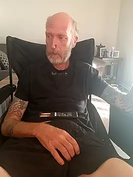 Snapshot of filthymind619 chatting on 10-13-25, 02:17 filthymind619 online show from 10-13-25, 02:17