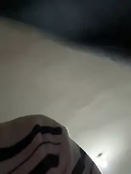 Snapshot of zxb757369 chatting on 11-21-25, 01:10 zxb757369 online show from 11-21-25, 01:10