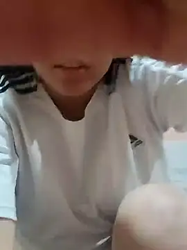Snapshot of morecita29 chatting on 01-17-25, 04:17 morecita29 online show from 01-17-25, 04:17