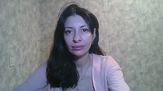 LissaBlossom online show from 01-13-25, 08:05