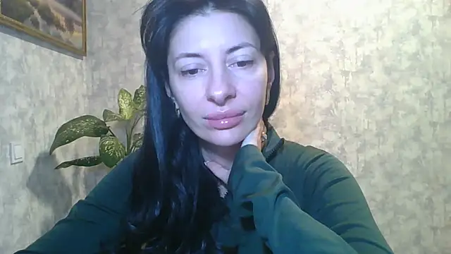 LissaBlossom online show from 10-13-25, 04:56