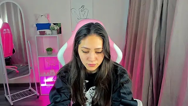 Bellalovesss online show from 01-18-25, 05:41
