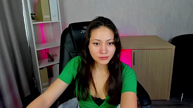 Bellalovesss online show from 03-17-25, 06:18