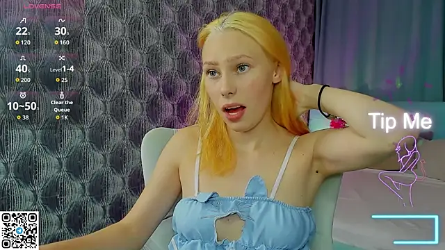 Aliceforfuun online show from 10-06-25, 08:23