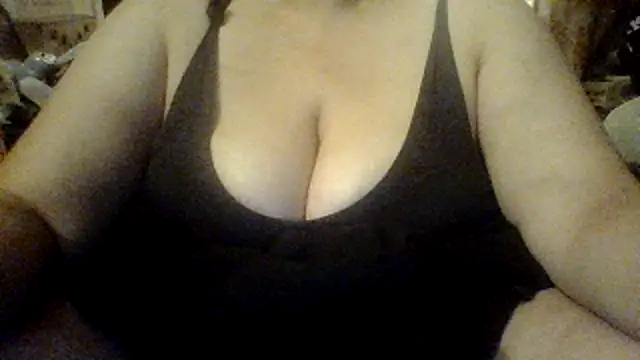 Snapshot of Nice_n_hairy580 chatting on 11-15-25, 06:55 Nice n hairy580 online show from 11-15-25, 06:55