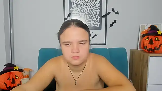 AdeleCruz online show from 10-25-25, 07:05