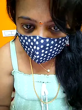 Snapshot of kanikasree chatting on 01-10-25, 06:06 kanikasree online show from 01-10-25, 06:06