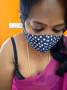 Snapshot of kanikasree chatting on 02-02-25, 07:41 kanikasree online show from 02-02-25, 07:41