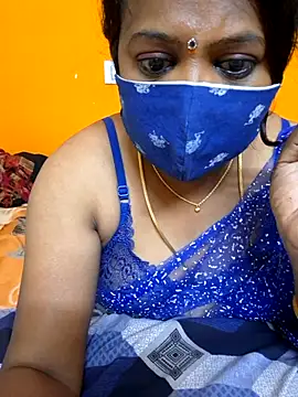 Snapshot of kanikasree chatting on 02-21-25, 10:37 kanikasree online show from 02-21-25, 10:37