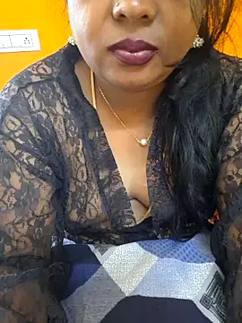 Snapshot of kanikasree chatting on 03-10-25, 08:15 kanikasree online show from 03-10-25, 08:15