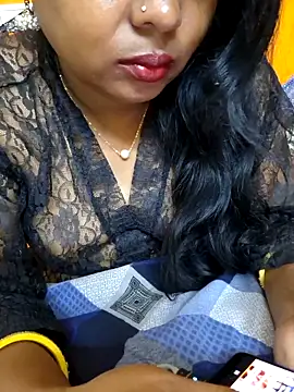 Snapshot of kanikasree chatting on 03-10-25, 07:07 kanikasree online show from 03-10-25, 07:07