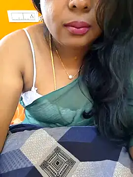 Snapshot of kanikasree chatting on 03-16-25, 06:42 kanikasree online show from 03-16-25, 06:42