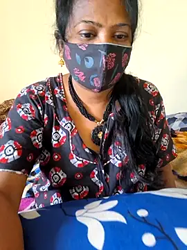 Snapshot of kanikasree chatting on 11-06-25, 03:29 kanikasree online show from 11-06-25, 03:29