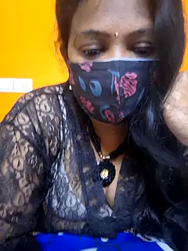 Snapshot of kanikasree chatting on 11-11-25, 02:17 kanikasree online show from 11-11-25, 02:17