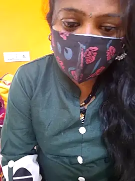 Snapshot of kanikasree chatting on 11-17-25, 10:32 kanikasree online show from 11-17-25, 10:32