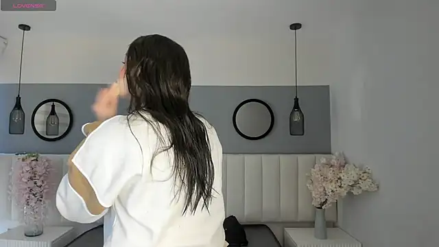 Snapshot of chelsea_bolton_ chatting on 02-26-26, 12:15 chelsea bolton online show from 02-26-26, 12:15