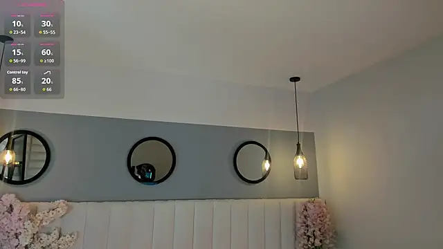 Snapshot of chelsea_bolton_ chatting on 03-25-26, 12:11 chelsea bolton online show from 03-25-26, 12:11