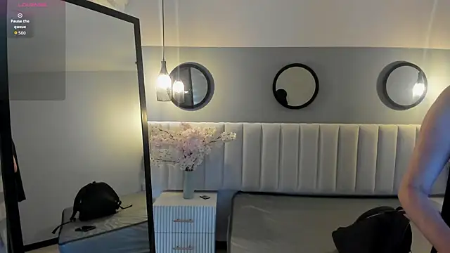 Snapshot of chelsea_bolton_ chatting on 04-01-26, 12:17 chelsea bolton online show from 04-01-26, 12:17