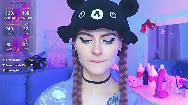 Emily  Mooree online show from 01-30-25, 07:18