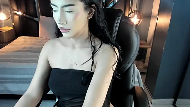 vaiolethsan   online show from 01-14-26, 08:47