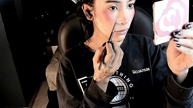 vaiolethsan   online show from 01-31-26, 08:40