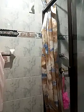 Snapshot of Cleo_Hott chatting on 03-18-25, 12:49 Cleo Hott online show from 03-18-25, 12:49