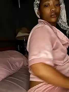 CaramelsexyCake online show from 12-03-25, 09:02