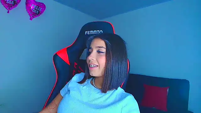 Rousse violett online show from 10-18-25, 01:30