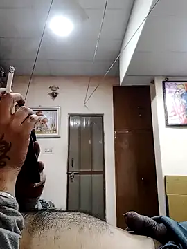 Rajasthani-boy online show from 01-19-25, 01:55