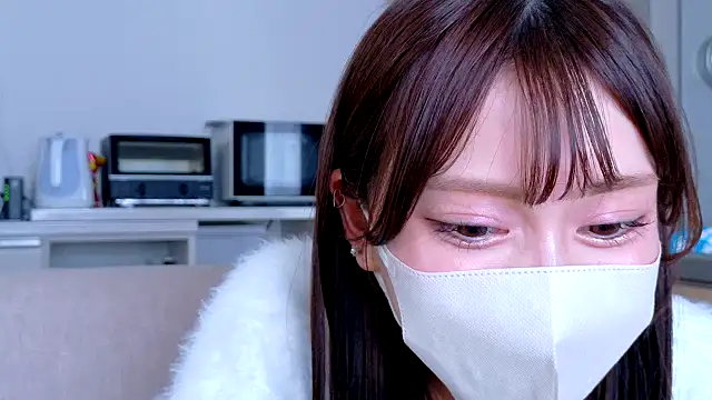 Snapshot of riken_jp chatting on 10-14-25, 04:24 riken jp online show from 10-14-25, 04:24