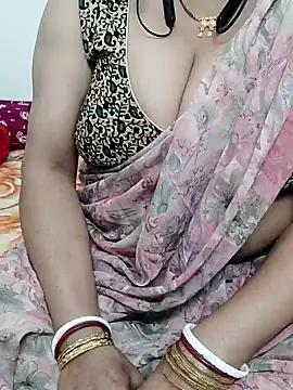 Snapshot of Jivika56700 chatting on 01-08-25, 07:03 Jivika56700 online show from 01-08-25, 07:03