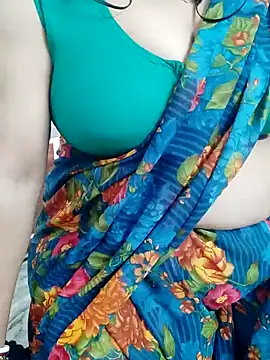 Snapshot of Jivika56700 chatting on 01-10-25, 12:38 Jivika56700 online show from 01-10-25, 12:38