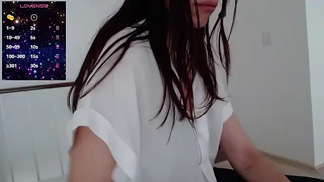 Snapshot of nambidash- chatting on 09-30-25, 03:06 nambidash- online show from 09-30-25, 03:06