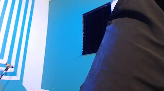 Snapshot of itsmeyes69 chatting on 02-02-25, 08:19 itsmeyes69 online show from 02-02-25, 08:19