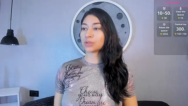 Sara conde online show from 11-26-25, 11:22