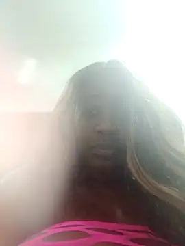 Snapshot of ExoticChocolit chatting on 01-15-25, 04:25 ExoticChocolit online show from 01-15-25, 04:25