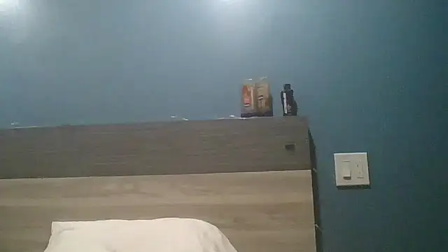 Snapshot of ExoticChocolit chatting on 09-19-25, 06:04 ExoticChocolit online show from 09-19-25, 06:04