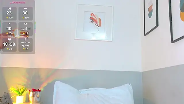 hotiergirl online show from 10-09-25, 12:25