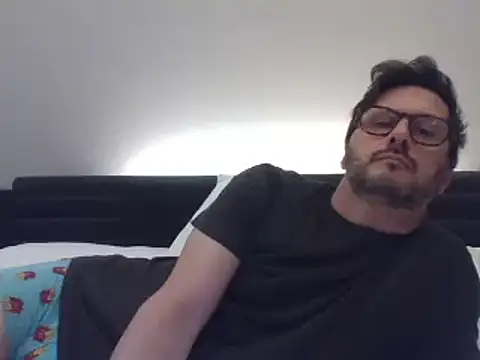 Cellino4 online show from 02-05-25, 04:03