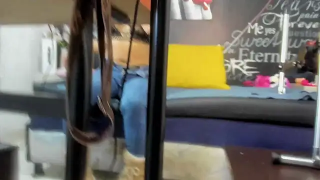 EmmySweett2 online show from 10-28-25, 02:20